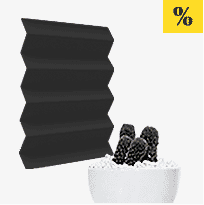 Plissee Schwarz als besonders elegantes Wohnaccessoire